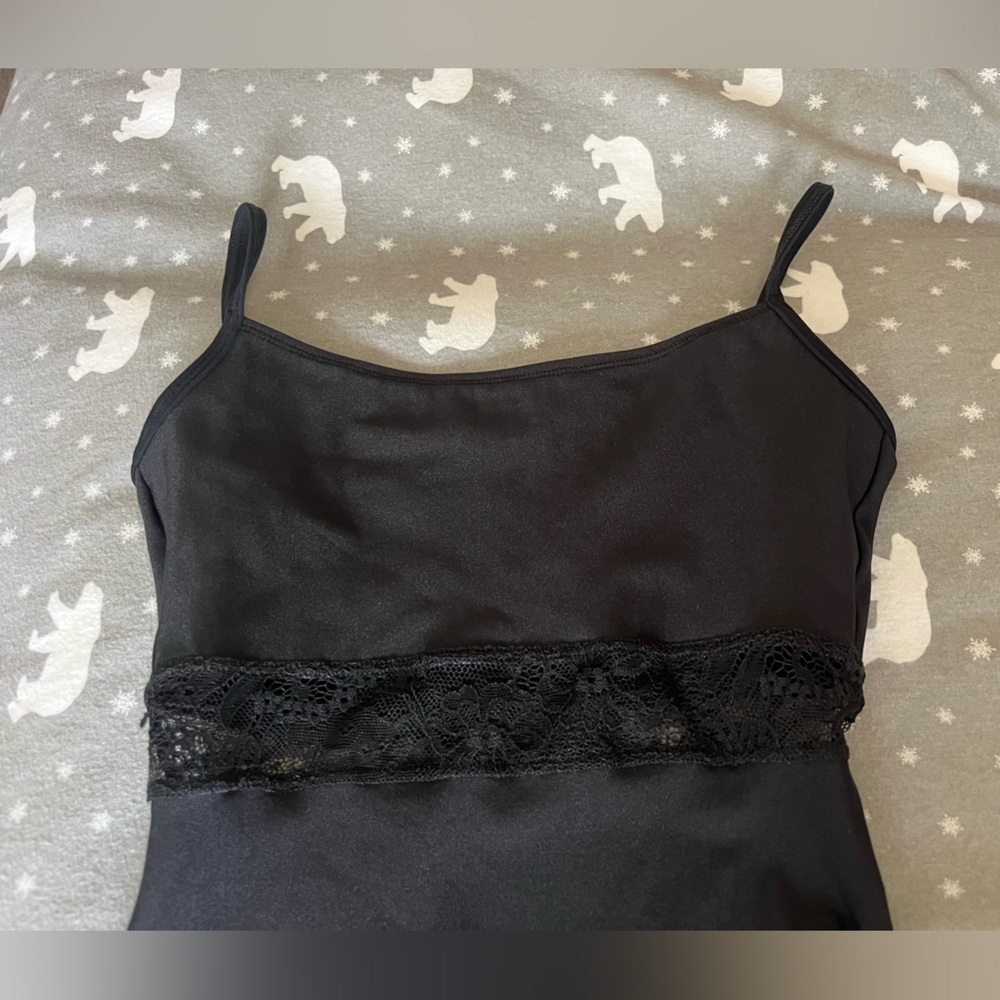 Lace Dellalo Leotard. - Picture 4 of 7